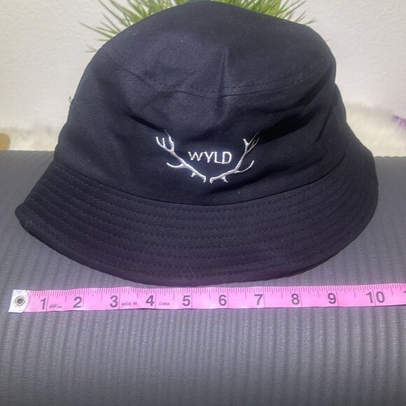 WYLD Bucket Hat OS Black - Picture 6 of 11